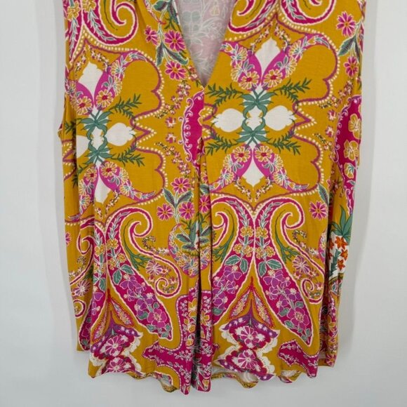 Cable and Gauge Womens top size 1X v Neck Floral Paisley Blouse Yellow knit - Picture 3 of 11